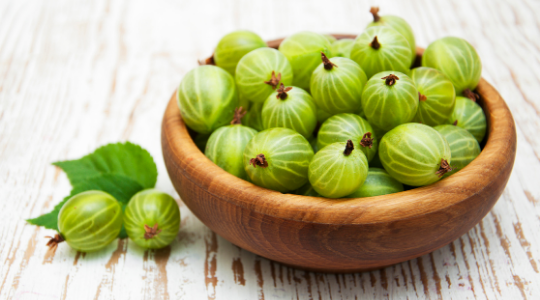 Indian gooseberry in a bowl