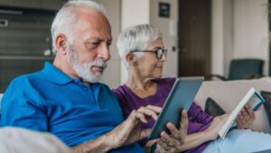 man and woman reading