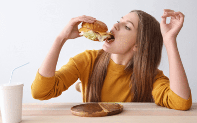 10 Signs You’re Eating Too Fast (And How to Slow Down)